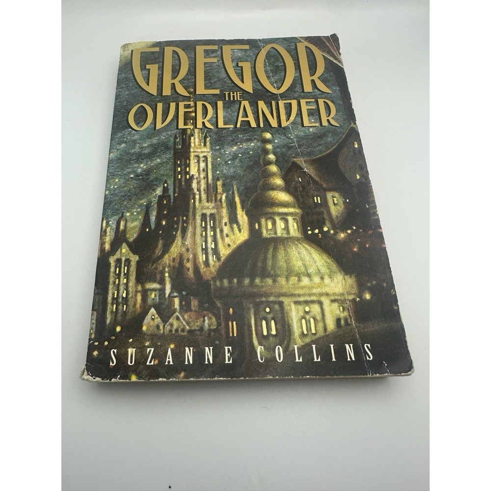 Gregor the Overlander by Suzanne Collins (Paperback)